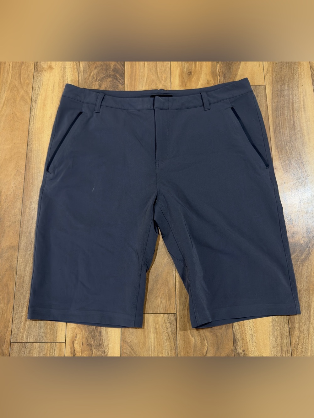 Cotopaxi Samburu Shorts Men’s Size 36 Gray Black Trim Stretch Hiking Performance